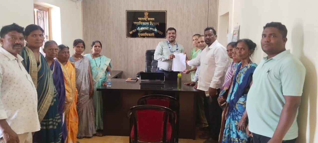 सालेकसा येथे बस फेऱ्या वाढवून वेळापत्रक लावा शालिनी बडोले यांनी दिले निवेदन